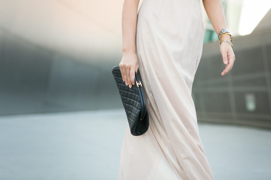 City Dance :: Long dress & Nude sandals - Wendy's Lookbook